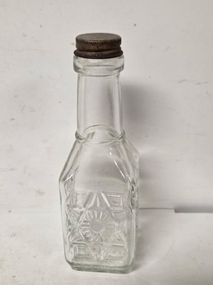 Vintage Manischewitz 2/5 Pint Glass Wine Bottle