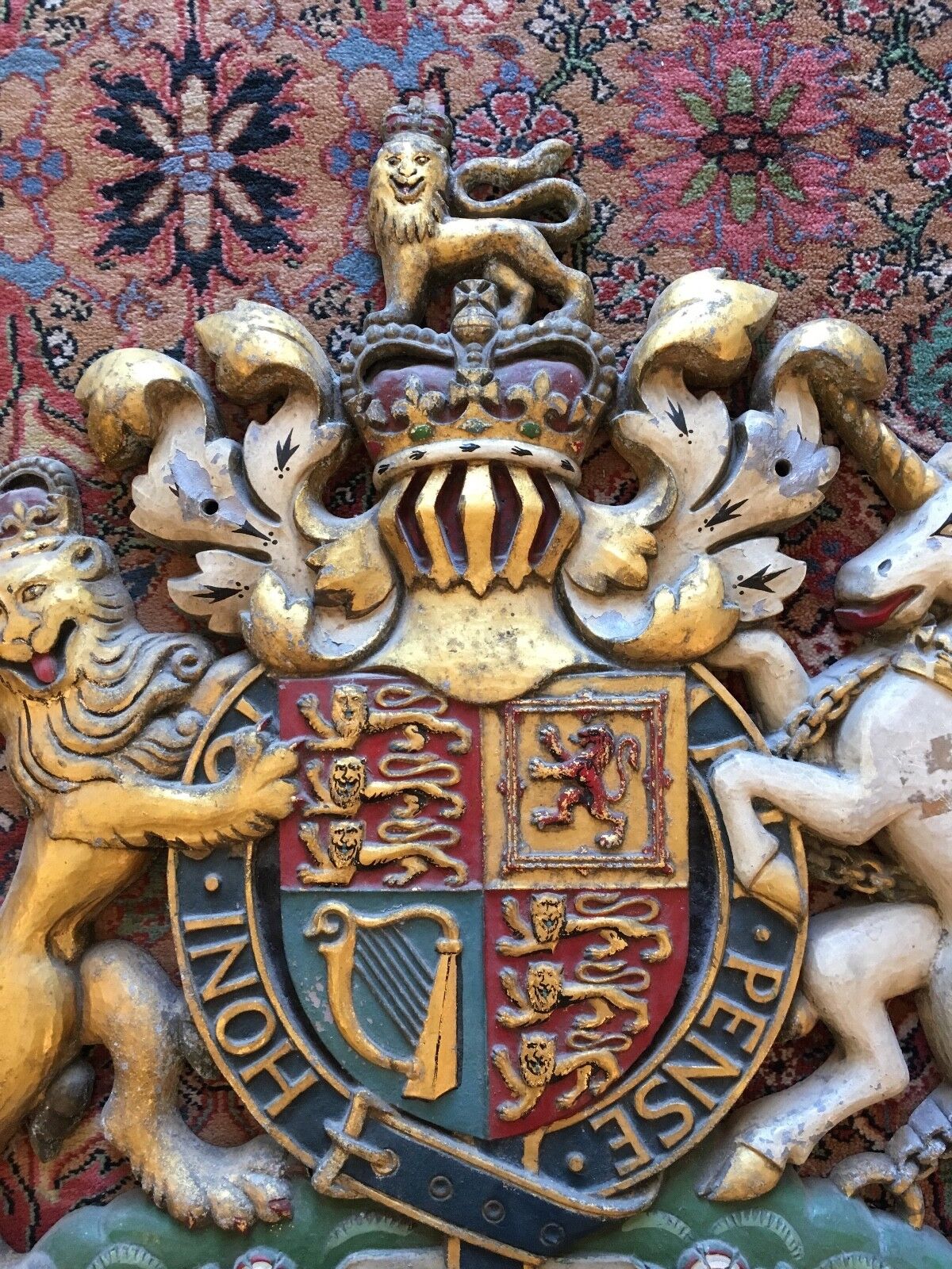 British royal warrant holders hi-res stock photography and images - Alamy