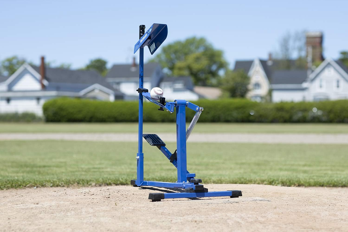 練習用具 Blue Flame Ultimate Pitching Machine Louisville Slugger