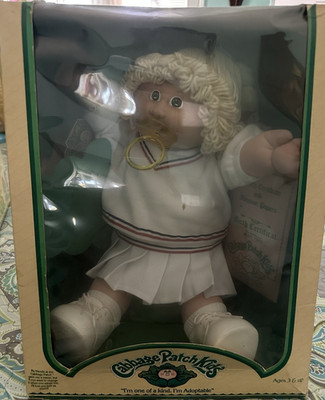 Cabbage Patch Kids Judy Cris Doll Blonde Hair w/ Outfit & Papers