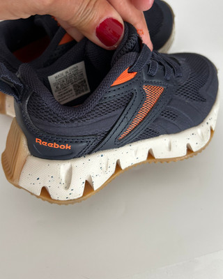 Reebok Kids Sneakers Size 6   Lightweight Comfortable Athletic Shoes for Boys