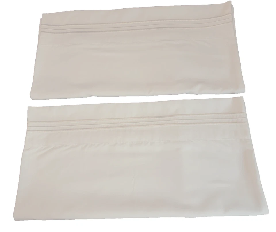 2 hermosas fundas de almohada blancas con bordado blanco. Microfibra King 20 X 39 Foto 2 de 4