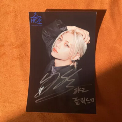 STRAY KIDS FELIX 合 HOP WALKING ON WATER AUTOGRAPHED SIGNED PHOTO