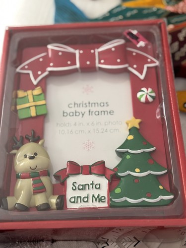 Picture Frame #5 Santa And Me 10” X 8” Red Multicolor Bear Tree Resin New* 3-D - Picture 2 of 4