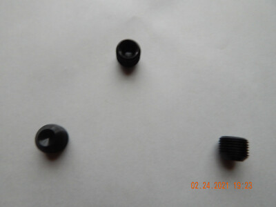 SOCKET SET SCREWS    5/8-18 x 1/2'' CUP POINT. BLACK ALLOY.  4 PCS. NEW