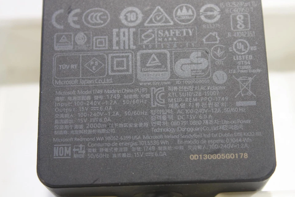 Adaptador de CA Microsoft OEM modelo 1749 90W 15V 6A. PROBADO. SKU 21436 Foto 2 de 2