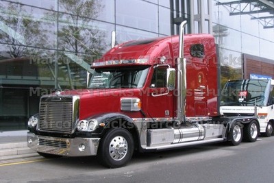 LKW Foto Freightliner Argosy Zugmaschine rot #j2pg
