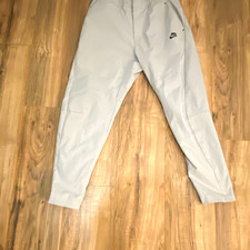 Nike Men's Gray Jogger Pants M Pull-On Elastic Waist Pockets Gym Running