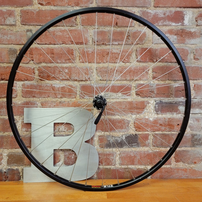700C Front Bike Wheel - Shimano HB-2200 Hub SunRims M13 II Rim 32h QR 100mm  l26