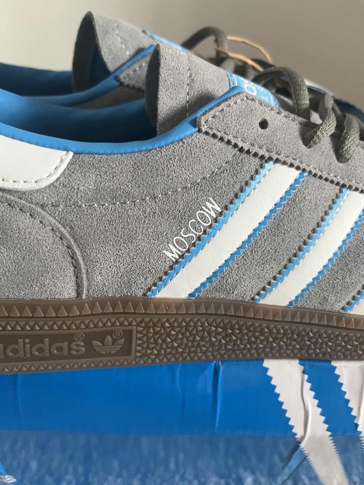 Adidas Moscow Handball UK8 BNIBWT GZ4761 - RARE image 5