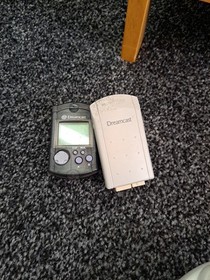 Sega Dreamcast Video Game Console with Controllers and 2x VMU