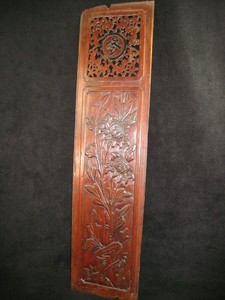 ANTIQUE CHINESE QING DYNASTY 150yrs HAND CARVED WOOD PANEL PEONIES 冬 28"x7"