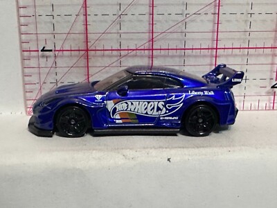 LB−Silhouette WORKS NISSAN 35GT−RR LHD s-l400.jpg