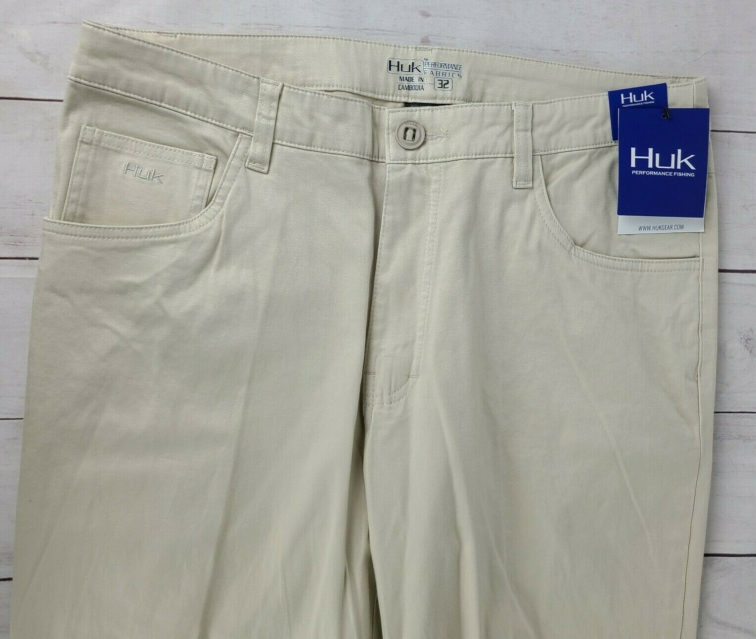 Huk NWT Navigate Mens Size 32 W x 29 L 