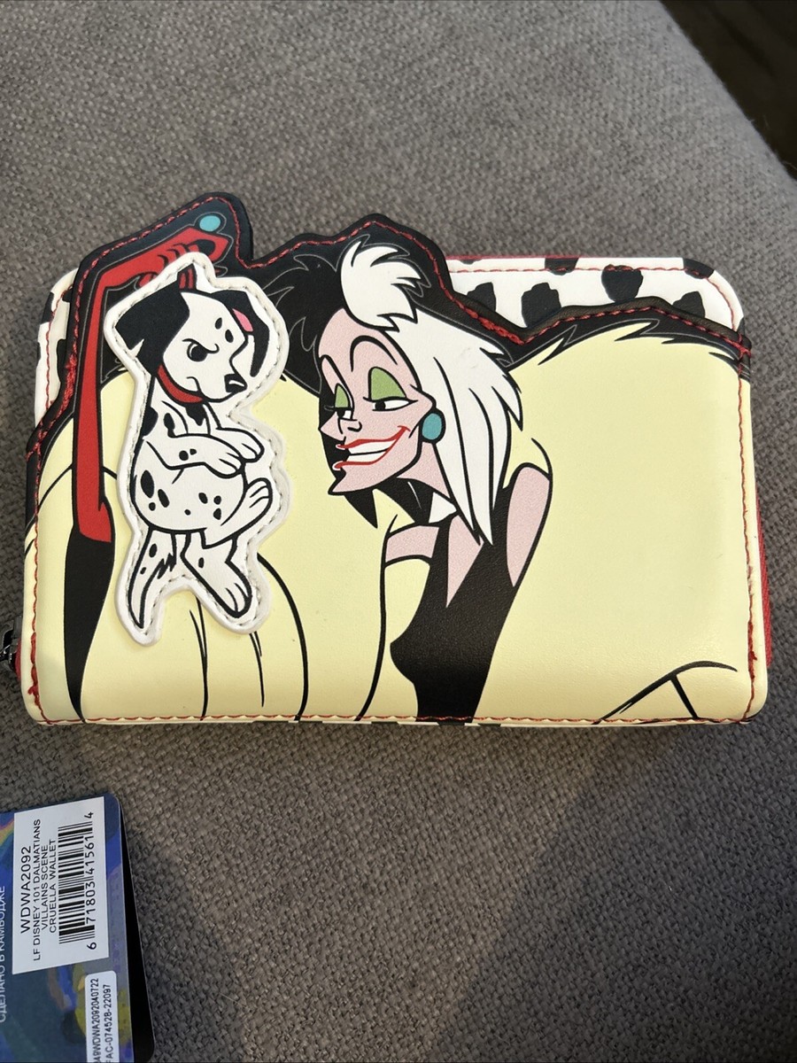 101 Dalmatians Cruella De Vil Villains Scene Zip Around  display picture 2