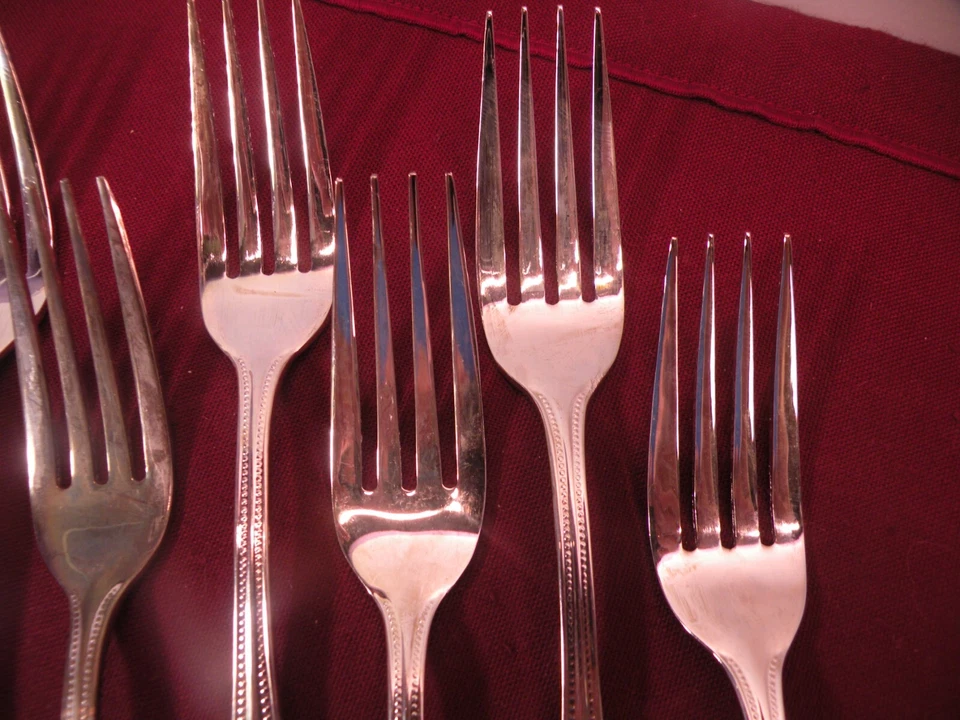 Set Of 6 TOWLE Supreme STUART SHELL Silverplate Dinner Forks 7 3/8" - Image 3 of 4