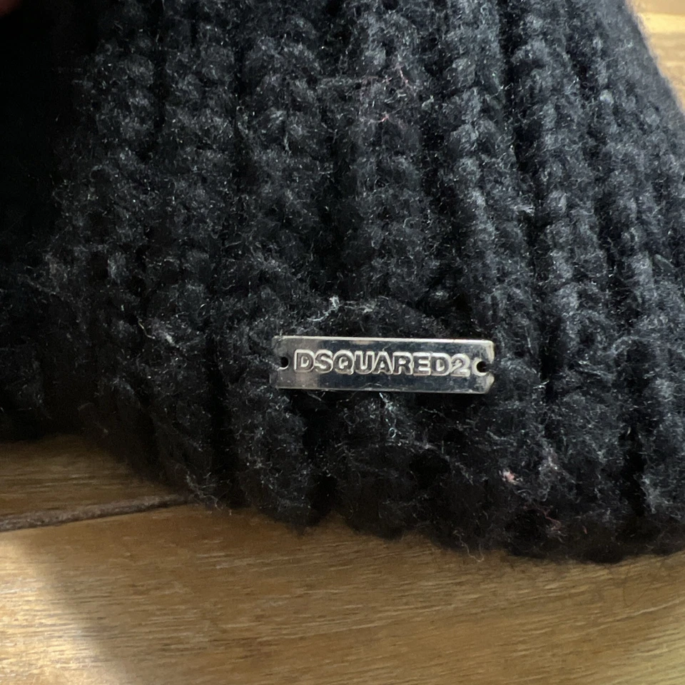 Gorro holgado tejido DSQUARED2 negro hecho en Italia Foto 2 de 4