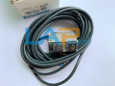1PCS New E3S-CL1 Fiber Optic Photoelectric Sensor Switch E3S-CL1 5M 10-30VDC