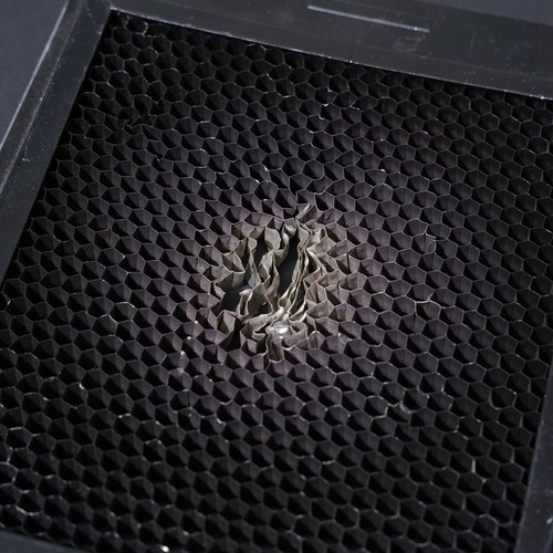 ELINCHROM Square Honeycomb Grid Wide Spot with 21cm Gel Holder Frame A7474 - Picture 5 of 9