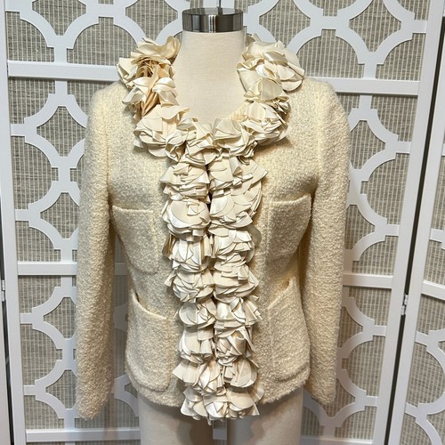 J. Chaqueta Astrid Crew Collection Flores en Cascada Mujer 14 Crema Lujo Boucle - Imagen 2 de 11