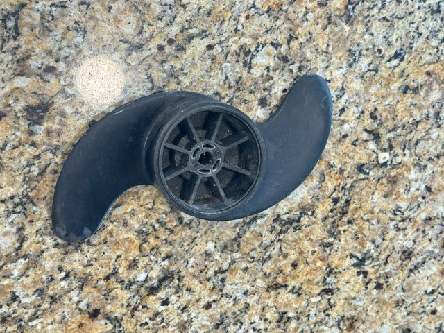 Minn Kota Mkp-32 2091160 Prop Weedless Wedge 2 1865017