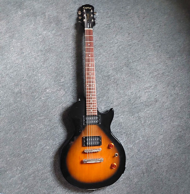 Epiphone Special II E-Gitarre Sunburst Solidbody 6-saitig 2 Humbucker RH