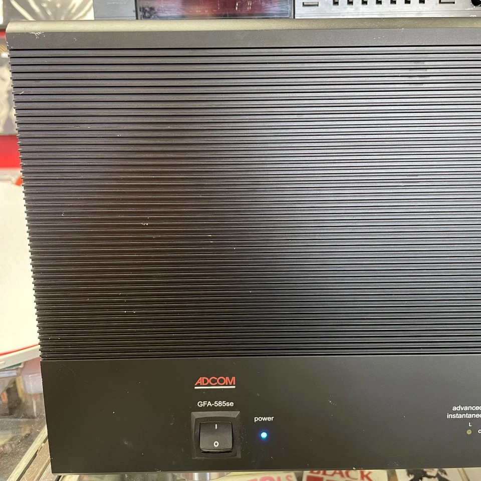 ADCOM GFA-585SE Stereo Power Amplifier 450WPC 8Ohms TESTED WORKS GREAT - Image 2 of 4