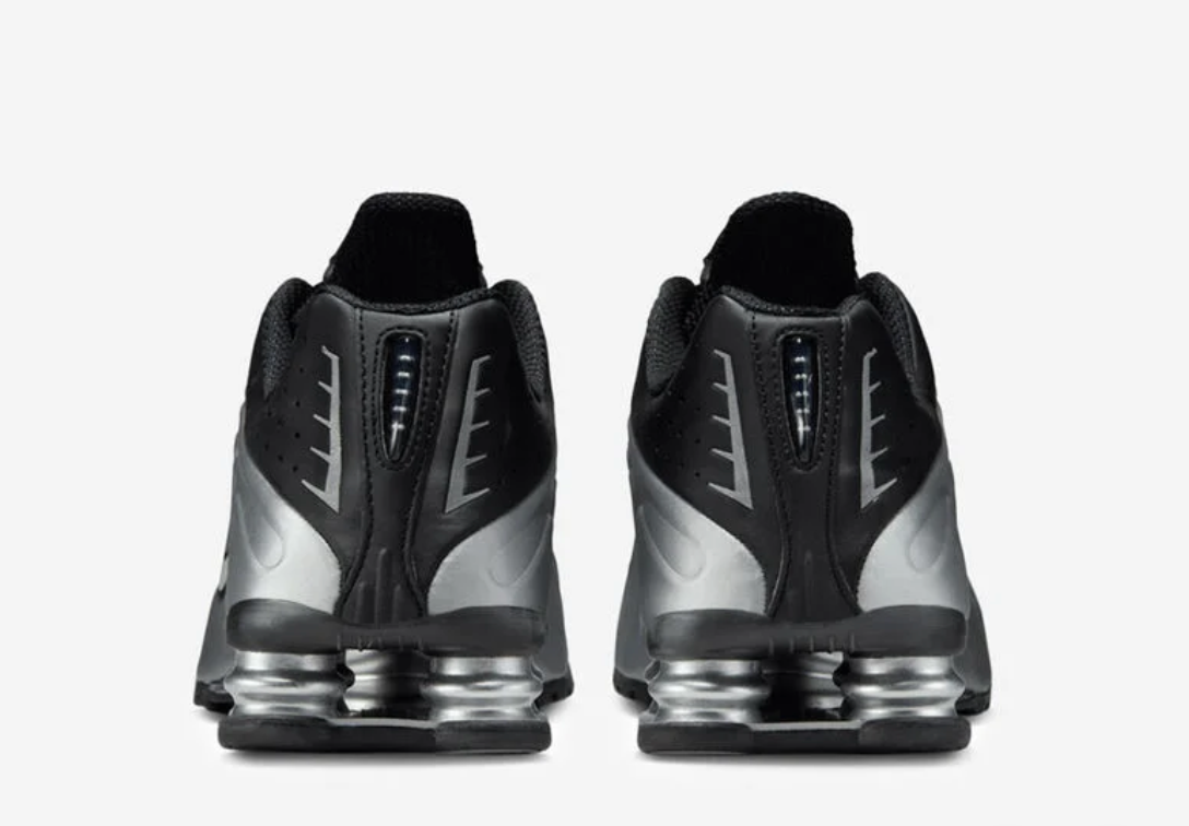Nike Shox R4 Shoes Metallic Silver Black HQ1988-007 Mens Sizes New