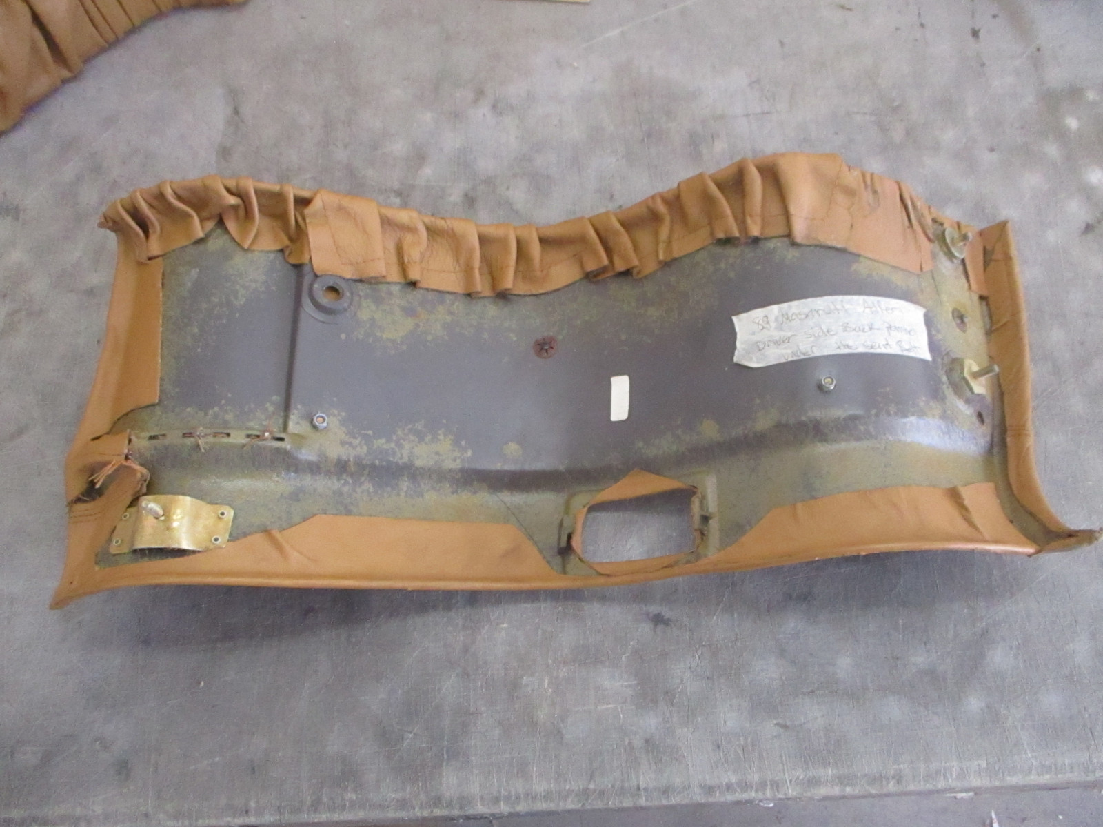Driver Rear STORAGE Panel Chyrsler Maserati TC 89 90 91