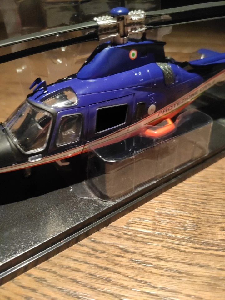 PROTEZIONE CIVILE Elicottero di Soccorso Augusta A109 Die Cast Model 1/43 - Immagine 4 di 4