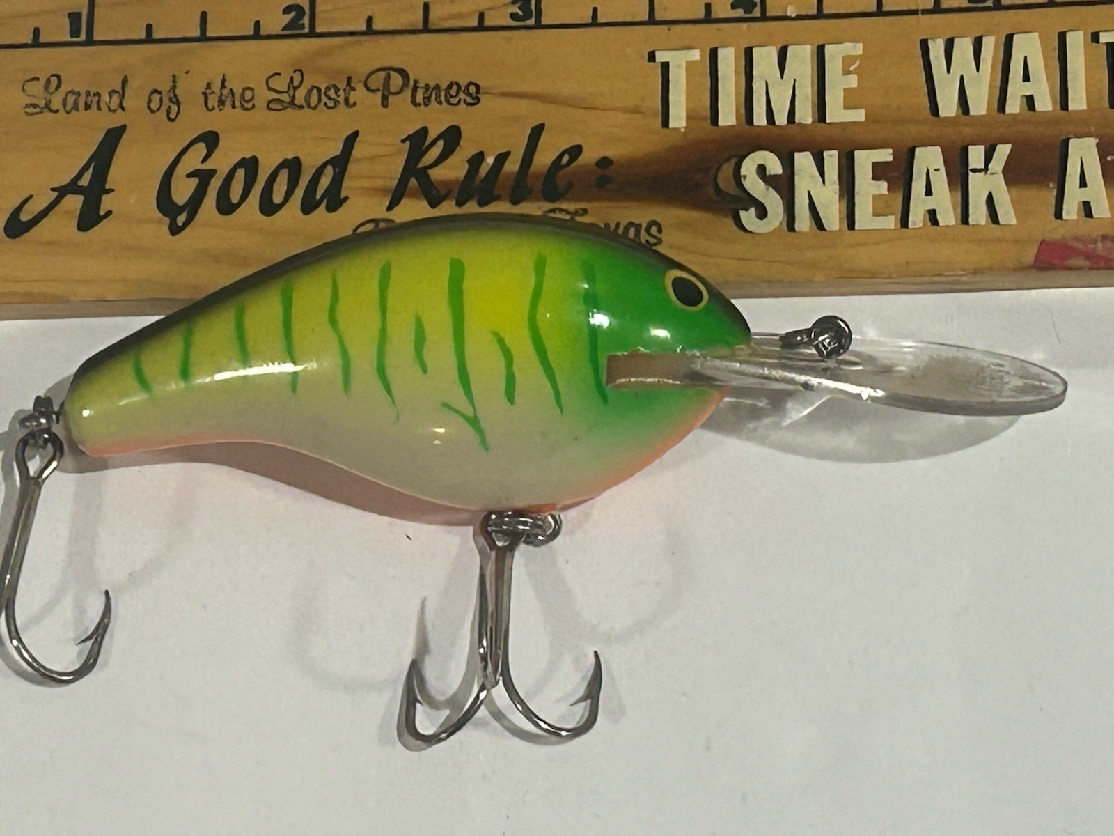 BAGLEY DIVING B 3  DB3 CRANKBAIT HARD TO FIND BN6 GREEN ON BONE COLOR U.S.A MADE