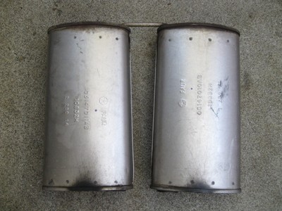 15-23 Dodge Challenger Charger 5.7 HEMI OEM Mid Mufflers