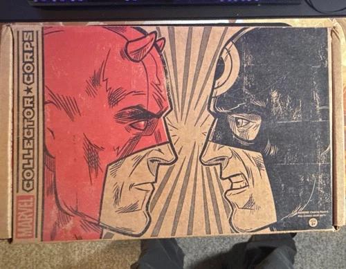 Funko Pop! Marvel Superhero Showdowns Bullseye Daredevil collector corps box