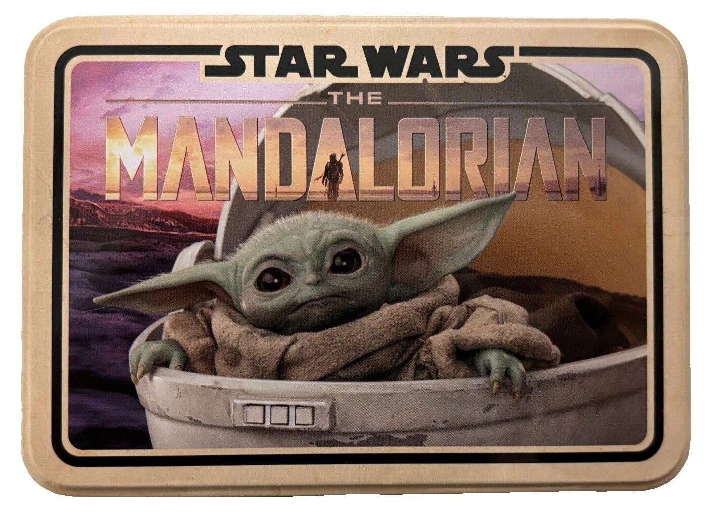 Baraja de cartas de STAR WARS jugando a las cartas