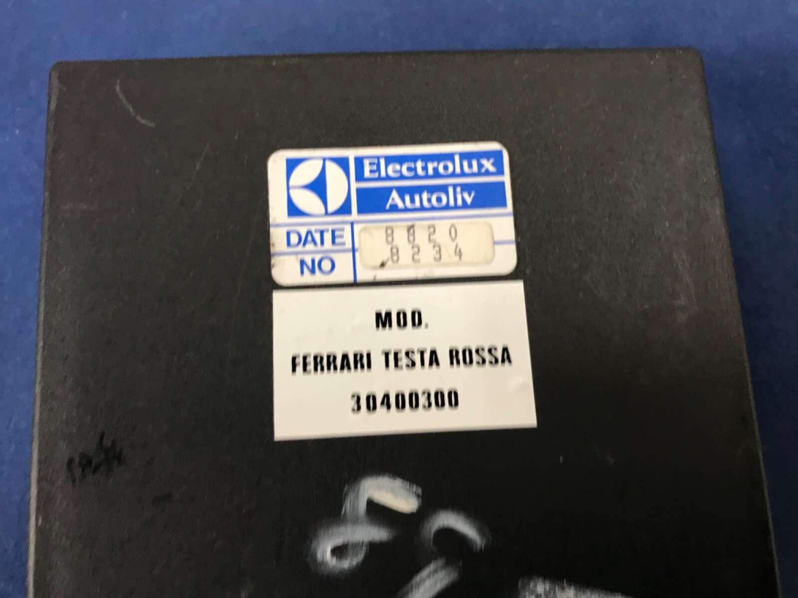 1989 Ferrari testarossa seatbelt ECU 30400300