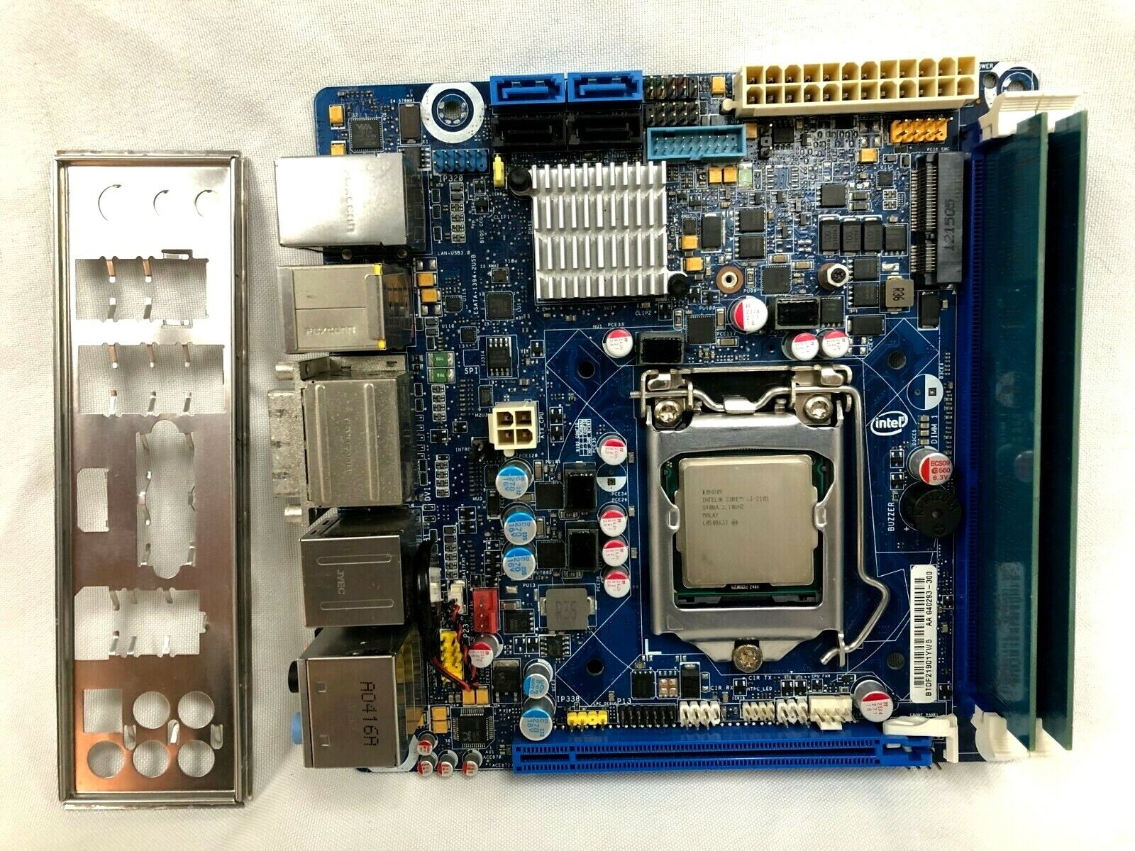 Intel DH77DF Motherboard w/ CPU i3 + 4GB RAM | HDMI SATA Mini ITX -LGA 1155 WORK