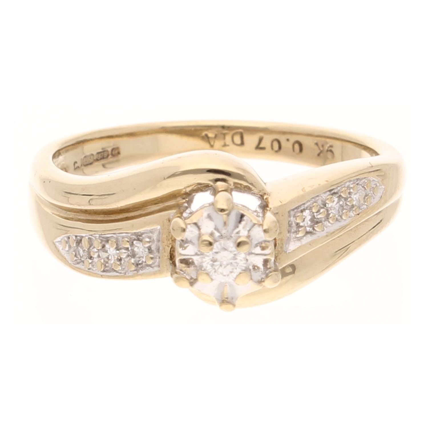 9Ct Yellow Gold 0.07ct Diamond Illusion Set Solitaire w/ Accents Ring (Size L)