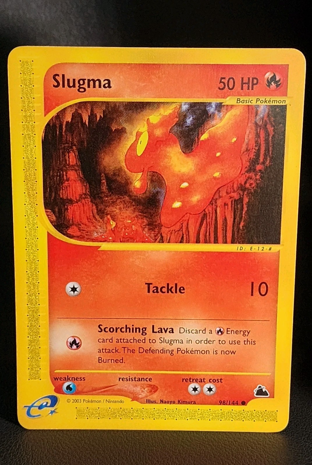 Slugma 98/144 Skyridge Regular Common NM