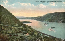 Postcard NY Hudson River Down from Breakneck Mountain Divided Vintage PC M760