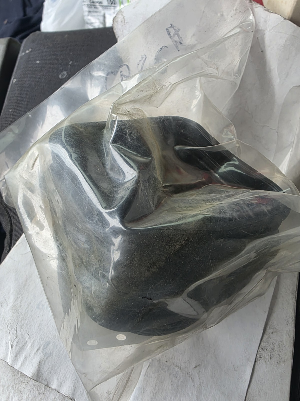 B03AM017A 906122 Joystick Boot AGCO