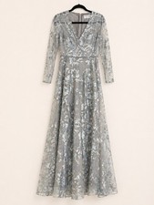 Mac Duggal Floral Embroidered Long Sleeve Gown – Size 6
