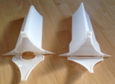 2 Plastikbehälter mit Klappdeckel un-identifizierbar ca. 25 cm lang DIY