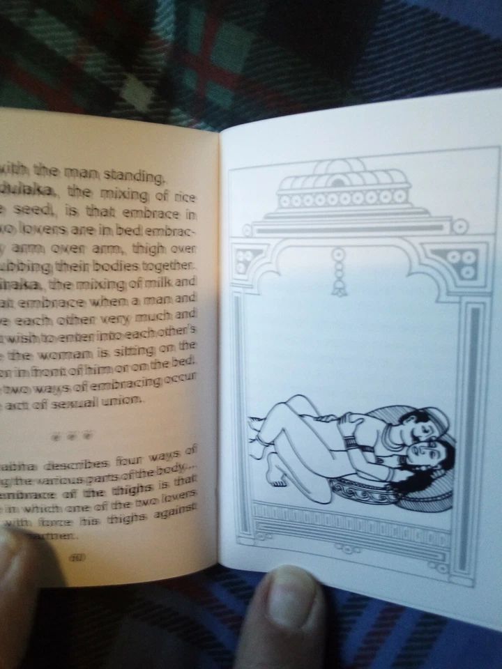 Bedside Kama Sutra Volumes 1, 2 & 3 By Massimo Camola & Kenneth Brodey - Image 4 of 4