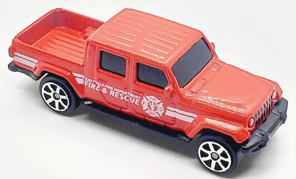 MAISTO JEEP GLADIATOR EASTVALE  FIRE & RESCUE RED 1:64 DIECAST 3" PICKUP TRUCK  - Image 2 of 4