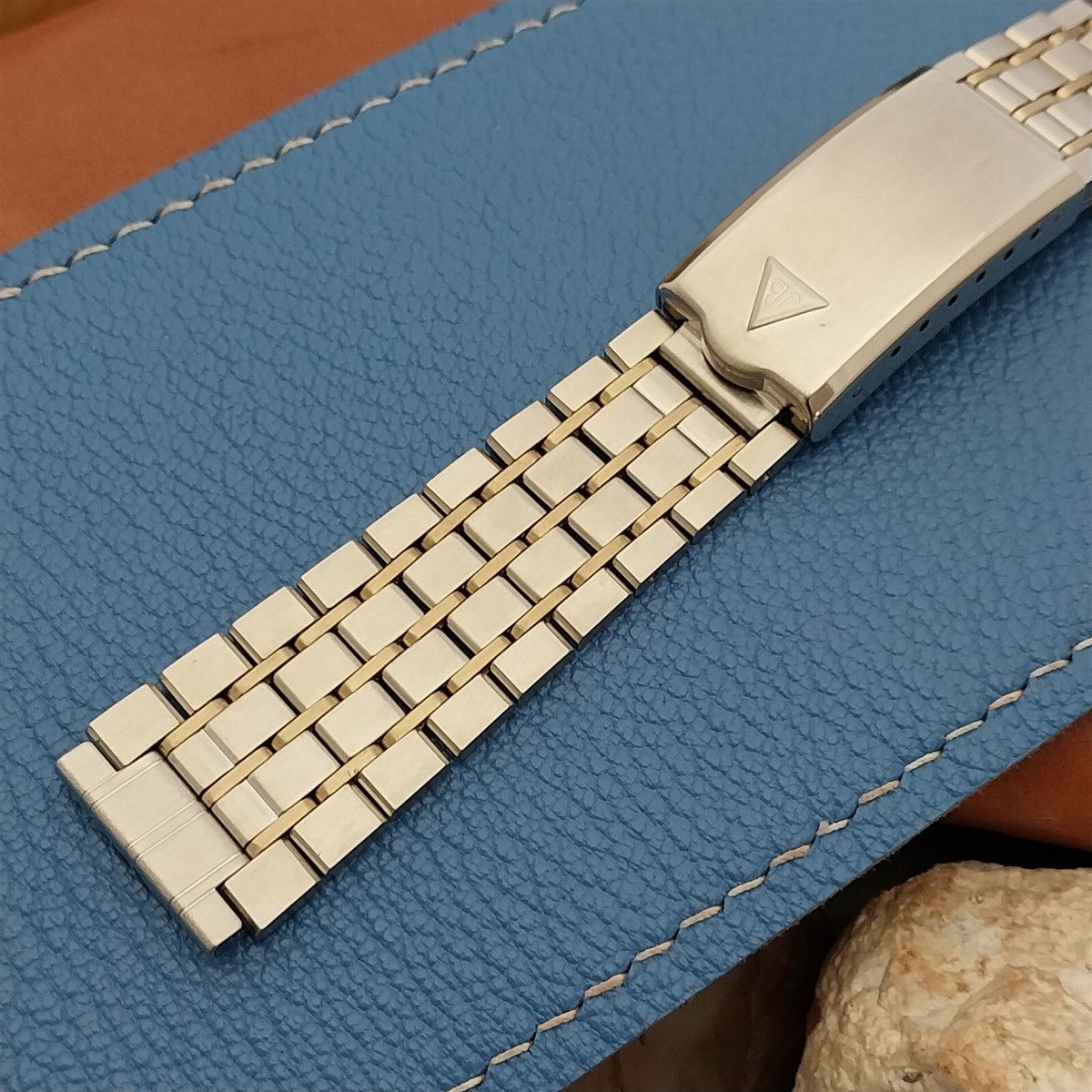 超レア ゴールド BURTON シャノン•ダンモデル 初代ボード アーカイブから学ぶBurtonの歴史: Burtonの象徴的なボードたち