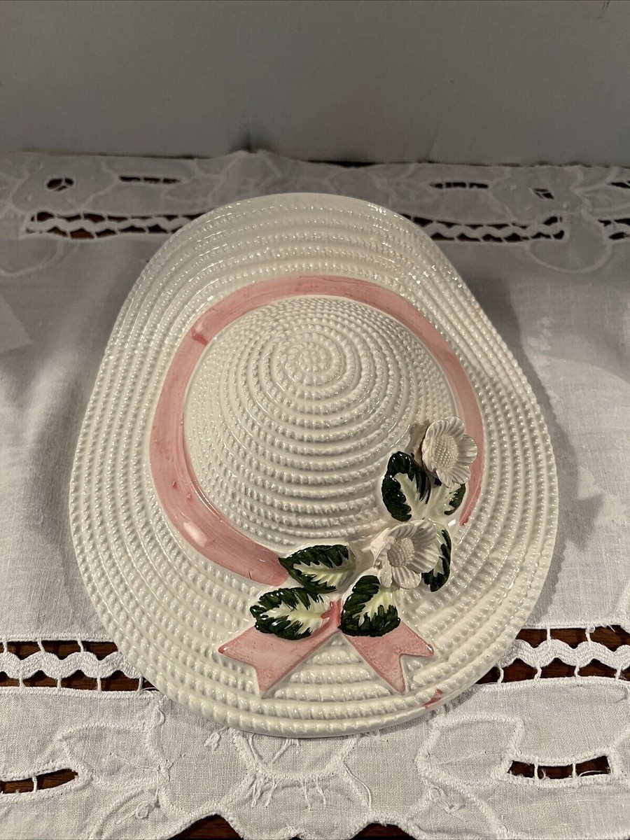 Ceramic White Straw Hat Pink Ribbon & 3D White Flowers Wall 