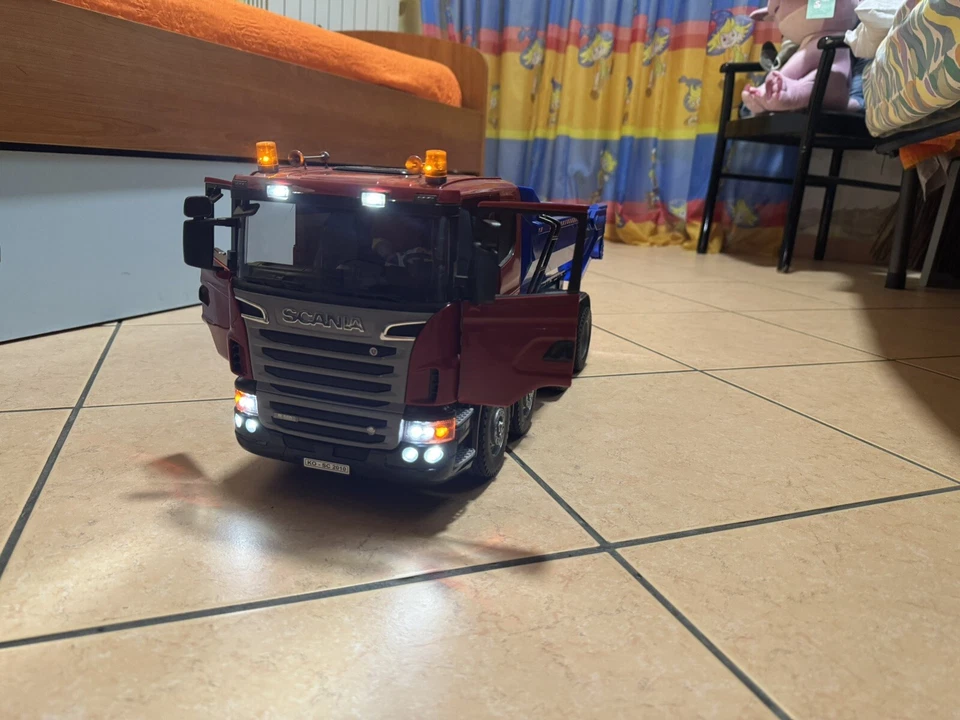 Scania bruder RC (convertito) - Immagine 2 di 4