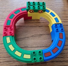 Lego Duplo Bahn, Autobahn mit 1 Auto (K4B)