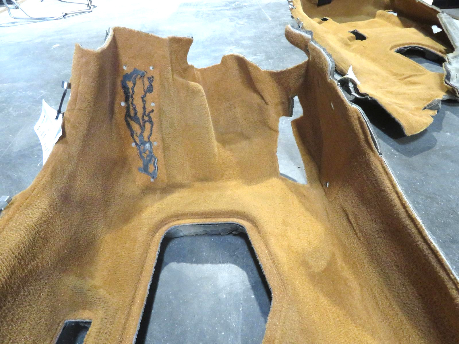 2010 FERRARI CALIFORNIA FRONT CARPET OEM LEFT DRIVER CUOIO INTERIOR