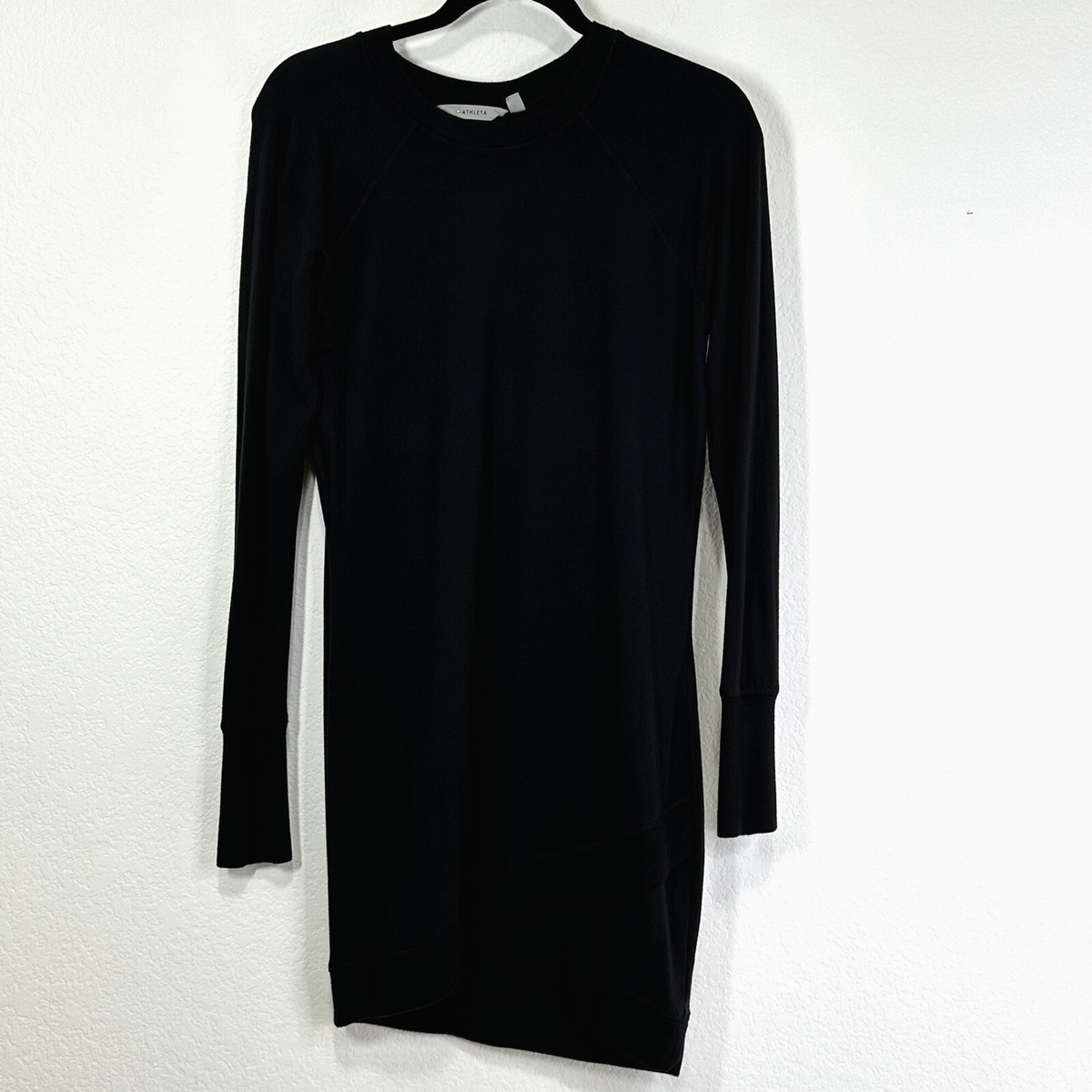 Athleta Women's Athleisure Long Sleeve Dress Thumb Hole Short Size XS Black Athleta Women's Athleisure Long Sleeve Dress Thumb Hole Short Size XS Black